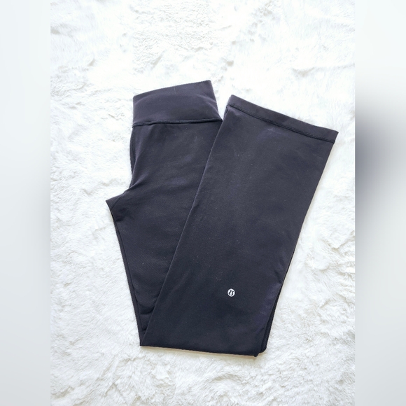 Lululemon Old-school astro straight leg pants. Size 6 - Picture 4 of 7